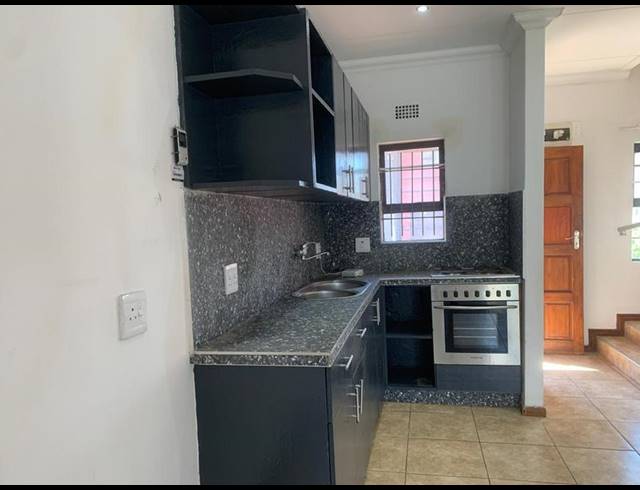 2 BEDROOM HOUSE FOR SALE IN HAGLEY